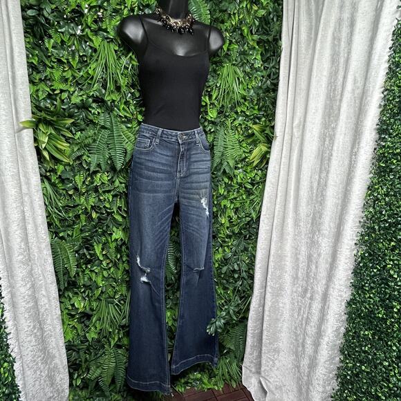 Y2K CELLO Jeans Women 9 Blue‎ Denim Bell Bottom Flared Distressed 2714 - Picture 3 of 9